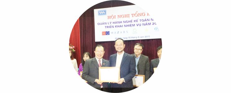 EMC nhận bằng khen của hội kế toán và kiểm toán Việt Nam